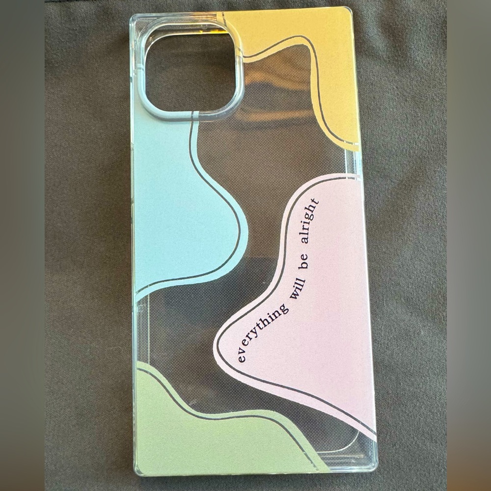 🎁FREE w/purchase of another item! iPhone 13 Phone Case NEW